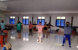 Giat Pengecekan Rutin peserta Karantina oleh Personil Pam di Gedung Aula Bhayangkara Polres MTB