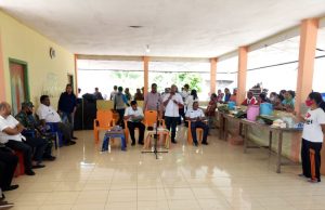 Polsek Selaru hadir amankan Giat Pembekalan Kades Se-Kecamatan Selaru