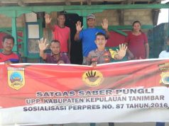 Bhabinkamtibmas Waturu Sosialisasikan Saber Pungli kepada kelompok kecil warga
