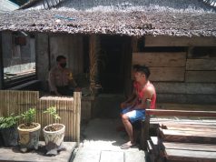 Bhabinkamtibmas Sangliat Krawain Beri Himbauan Karhutlah dan Binluh AKB