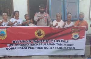 Bhabinkamtibmas Adodo Molu Sosialisasi Satgas Saber Pungli Kepada Warga