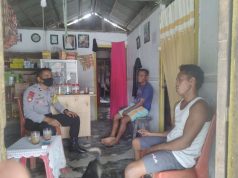 Bhabinkamtibmas Amdasa Binluh Adaptasi Kebiasaan Baru Kepada Bapak Joni Angwarmase