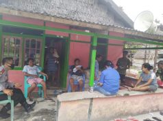 Bhabinkamtibmas Amdasa Laksanakan DBK terhadap Para Ibu di Rumah Bapak Batmanlusy
