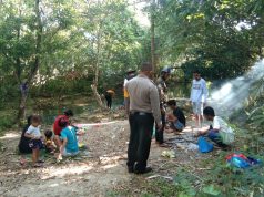 Sambangi warga di tempat Wisata, Bhabinkamtibmas Persiapan Ilngei Barat sosialisasikan AKB