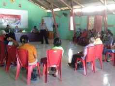 Bhabinkamtibmas Kabiarat Laksanakan Giat BBK dan Giat Pembagian Beras Bantuan Kapolri Tahap III