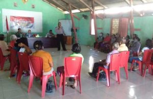 Bhabinkamtibmas Kabiarat Laksanakan Giat BBK dan Giat Pembagian Beras Bantuan Kapolri Tahap III