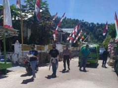 Bhabinkamtibmas Olilit Timur Amankan Lomba RT Bersih dan Sehat