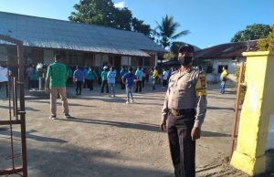Bhabinkamtibmas Sifnana Amankan Giat Olahraga Bersama dan Bakti Sosial PKK