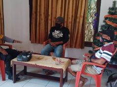 Bhabinkamtibmas Wowonda Giat DDS dan Binluh Adaptasi Kebiasaan Baru