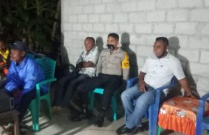 Bhabinkamtibmas Wowonda hadir amankan Acara Syukuran Baptisan Anak