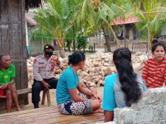 Bhabinkamtibmas Molu Maru Giat Sambang kepada Masyarakat dan Imbau Protokol Kesehatan Covid-19