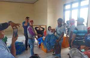Polsek Selaru amankan Giat Pembagian Bansos Dinas Perikanan Kepulauan Tanimbar