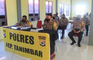 Waka Polres Kepulauan Tanimbar bersama Pejabat Utama dan Perwira Polres Ikuti Giat Vidcon