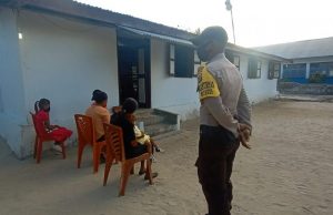 Bhabinkamtibmas Matakus hadir dan Giat Pengamanan Ibadah Minggu