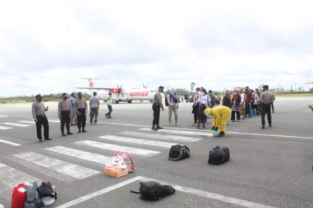 1. PAM Pesawat Wings Air