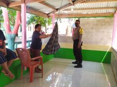 Sambangi Ibu-Ibu RT.04/RW.02, Bhabinkamtibmas Lermatang Sampaikan Pesan 4M