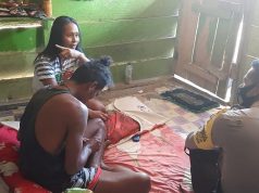 DDS Keluarga Bapak Mantawar Titirloloby, Bhabinkamtibmas Batuputih Sampaikan Protokol Kesehatan Covid-19 dan 4M