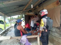 Bhabinkamtibmas Lelingluan Bersama P.S. Kanit Binmas Polsek Tanut Patroli Sambang Ops Yustisi Protokol Kesehatan Covid-19