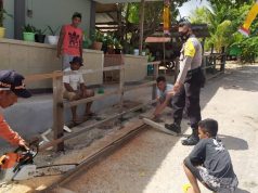 Bhabinkamtibmas Lermatang Laksanakan Giat Baksos, Menyongsong HUT GPM Ke-85 Tahun 2020