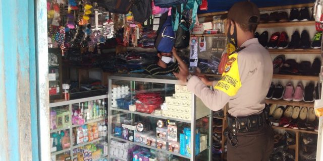 21. Waturu__Kios Iman