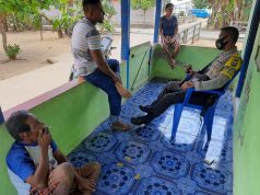 DDS Ke Keluarga Bapak L. Lamera, Bhabinkamtibmas Batuputih Laksanakan Kegiatan Edukasi Sosialisasi dan Pendisiplinan Protokol Kesehatan Covid-19