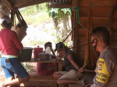 Bhabinkamtibmas Sangliat Krawain Laksanakan Giat Edukasi, Sosialisasi dan Himbauan Protokol Covid-19 dan AKB