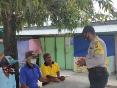 Sambangi Buruh TKBM Pelabuhan, Bhabinkamtibmas Olilit Barat Sampaikan Pesan 4M