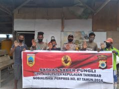 Giat Sosialisasi Saber Pungli Bhabinkamtibmas Sifnana kepada sekelompok Warga