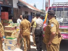 Bhabinkamtibmas Ritabel Bersama Pemdes dan BPD, DDS Warga Desa dan Sosialisasikan Himbauan Pemerintah Terkait Covid-19
