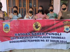 Bhabinkamtibmas Olilit Barat Laksanakan Giat Sosialisasi Perpres Nomor 87 Tahun 2016 tentang Satgas Saber Pungli Kepada Pemuda-Pemudi Desa