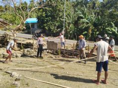 Giat Sambang Bhabinkamtibmas Amdasa kepada warga yang sedang Giat Bhakti Sosial dan Binluh AKB