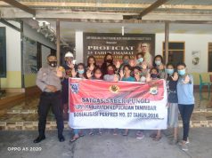 Bhabinkamtibmas Olilit Timur Sosialisasikan Satgas Saber Pungli