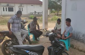 Kepada Sekelompok Pemuda, Bhabinkamtibmas Olilit Barat Sampaikan Pesan 4M