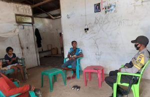 DDS Keluarga Bapak C. Laiyan, Bhabinkamtibmas Batuputih Sampaikan Perimbangan Ops Yustisi Pendisiplinkan Protokol Kesehatan Covid-19