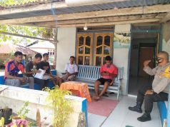 Sambangi Pemuda Desa, Bhabinkamtibmas Bomaki Sampaikan Arahan Edukasi, Sosialisasi dan Himbauan Pendisiplinan penerapan protokol kesehatan pencegahan Covid-19