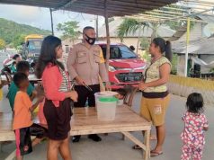 Sambangi Warga Desa, Bhabinkamtibmas Olilit Timur Sosialisasikan Adaptasi Kebiasaan Baru
