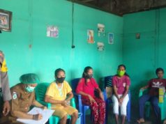 Kunjungi Ibu-Ibu Kader Posyandu, Bhabinkamtibmas Adaut Sampaikan Arahan Edukasi, Sosialisasi dan Himbauan Protokol Kesehatan Covid-19