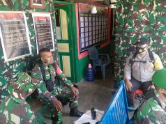 Bhabinkamtibmas Bersama Babinsa Bomaki Kunjungan di Pos Pratugas Pamrahwan Maluku dan Maluku Utara Posko 8 Laha 734 SNS di Desa Binaan