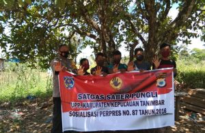 Bhabinkamtibmas Desa Persiapan Ilngei Barat Sosialisasikan Perpres Nomor 87 tahun 2016 tentang Satgas Saber Pungli Kepada Warga Desa