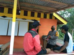 Sambangi Bapak Herri Batlayeri, Bhabinkamtibmas Desa Persiapan Ilngei Barat Pesan 4M