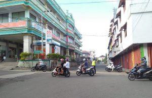 Sat Lantas Polres Kep. Tanimbar terus giat Gatur Pagi rutin dalam rangka Kamseltibcar Lantas