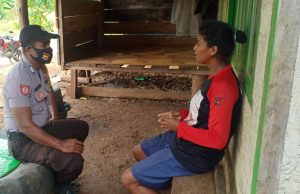 Giat Sambang Bhabinkamtibmas Lingat dan ajak warga pakai Masker