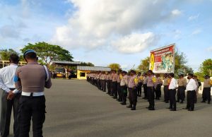 Propam Polres Kep. Tanimbar Giat Pengecekan kehadiran personil dalam giat Apel pagi