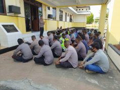 Kapolres Kepulauan Tanimbar Pimpin Apel pengecekan personil yang akan BKO ke Polres MBD