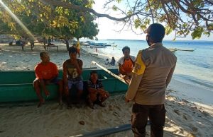 Giat Sambang Bhabinkamtibmas Matakus Sampaikan Terkait Prokes