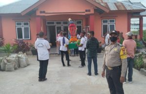 Bhabinkamtibmas Sifnana Amankan Kegiatan Lanjutan Perarakan Kristus Raja