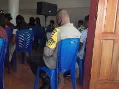 Bhabinkamtibmas Ritabel Amankan Giat Ibadah di Gereja GPM Gloria Larat