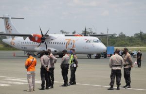 Kasat Samapta Polres Kep. Tanimbar Pimpin Giat PAM Ops Aman Nusa II di Bandara Mathilda Batlayeri
