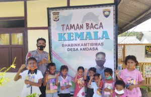 Bhabinkamtibmas Amdasa Adakan Taman Baca Kemala Bagi Anak-Anak Di Desa Binaan