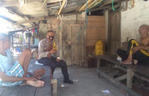 Bhabinkamtibmas Kabiarat Giat Sambang, Ajak Warga Menjaga Situasi aman dan Nyaman di Desa